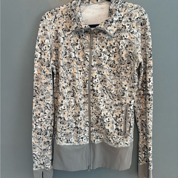 Lululemon Nice Asna Full Zip Track Jacket - Picture 2 of 10